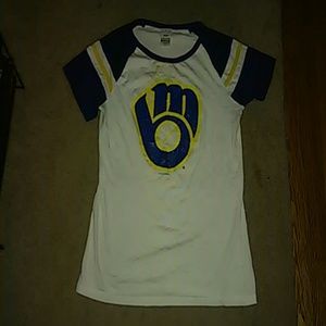 Milwaukee brewers t shirt