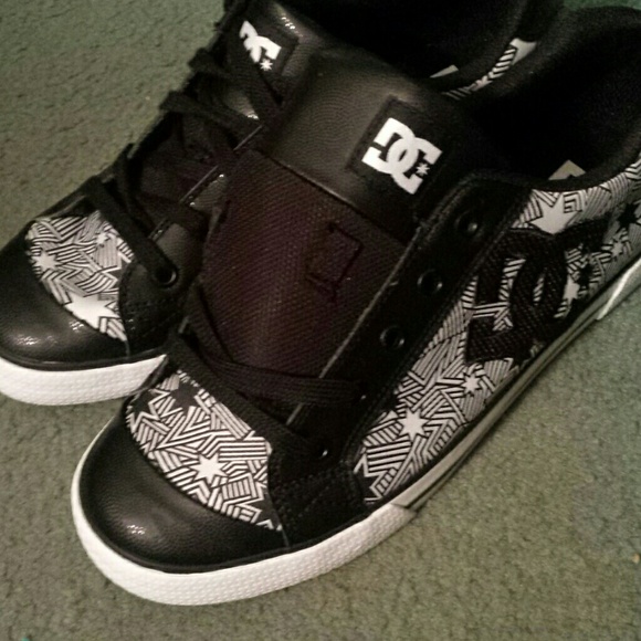 Womens DC chelsea sneakers