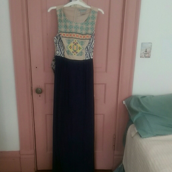 Flying Tomato Maxi Dress Sz L Beautiful Embroidery