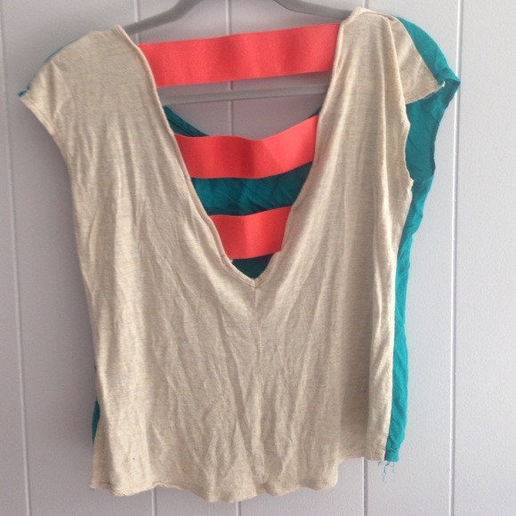 Adorable back shirt - Picture 2 of 2