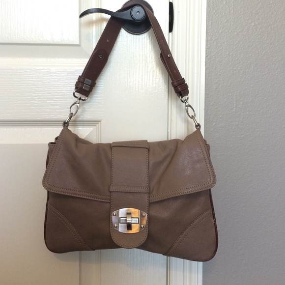 Sondra Roberts beige handbag