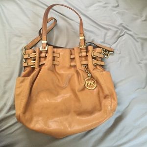 Michael Kors Crossbody Bag