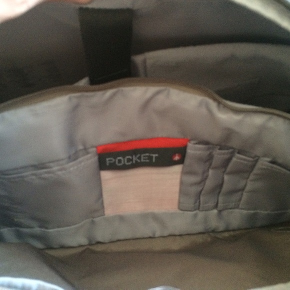 Messenger/Laptop/Camera Bag - MANFROTTO - Picture 2 of 4