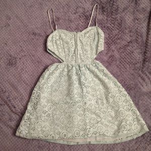 NWOT K&K mint lace mini dress