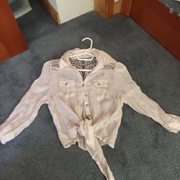 Super cute tie top