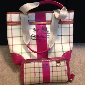 Authentic Coach purse and wallet bundle