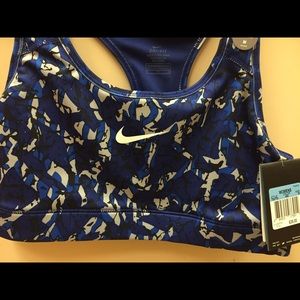 New nike sports bra