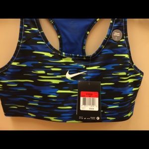 New nike sports bra