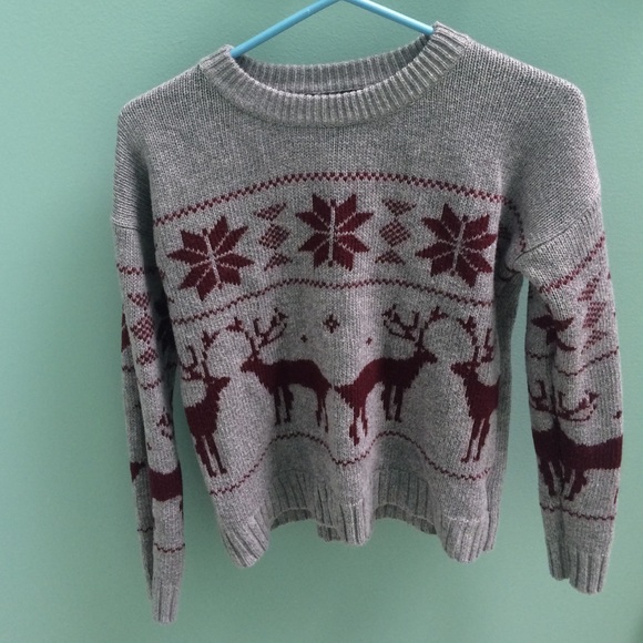 Grey sweater