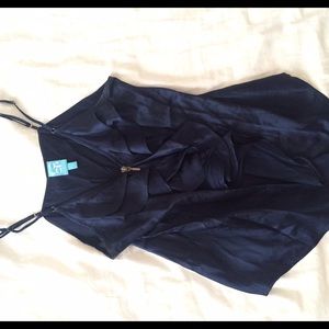 Barney's co op navy tank