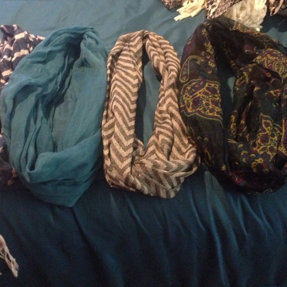Infinity scarfs