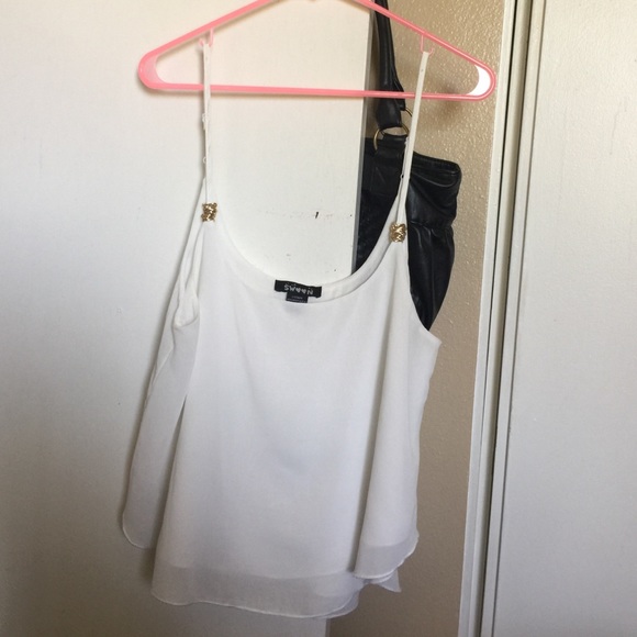 Cute polyester white shirt