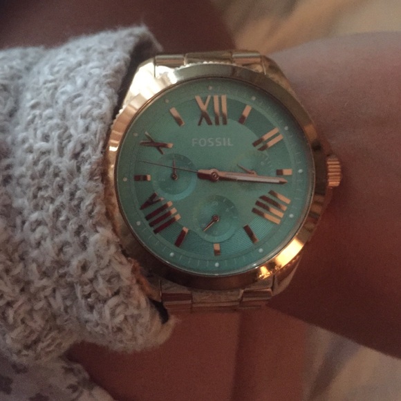 Fossil Watch - Picture 2 of 4