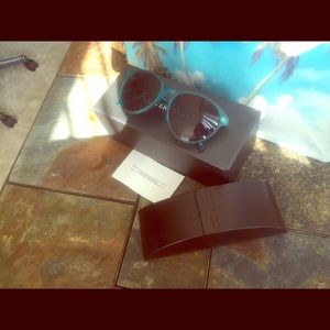 😎Oliver Peoples "Corie" Sunglasses!😎