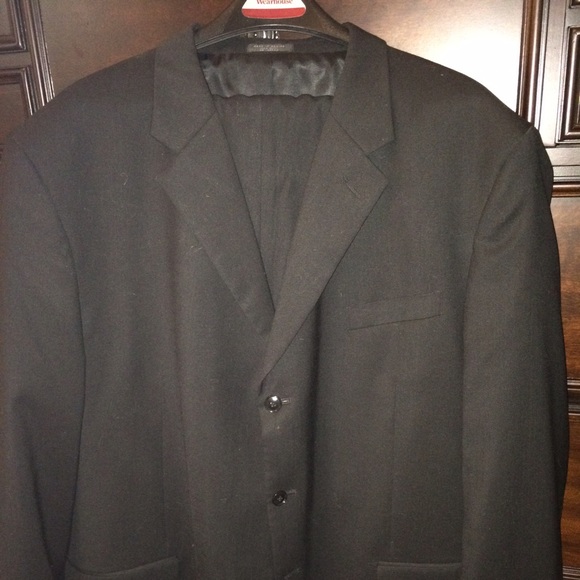 Black wool men's suit. 52L