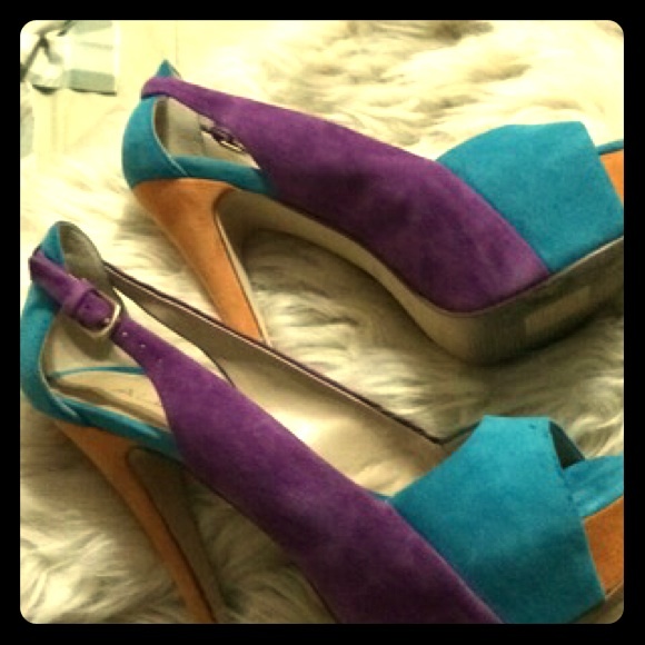 Color block heels fit size 6 -7