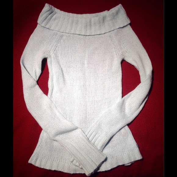 *2 FOR $20* Baby Blue American Eagle Sweater