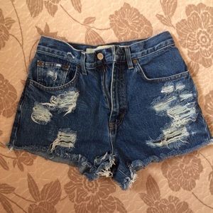 Gap classic fit highwaisted shorts