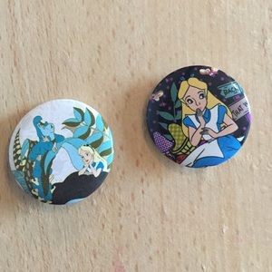 Alice in Wonderland Pin Couple