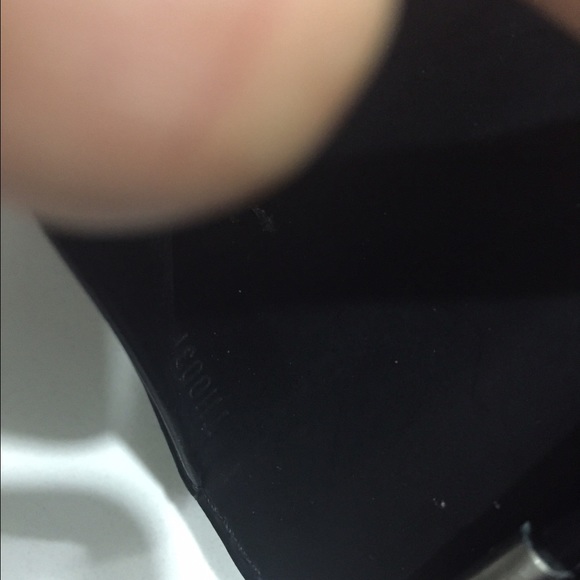 SOLDAuthentic vintage Louis Vuitton stylus case - Picture 3 of 3