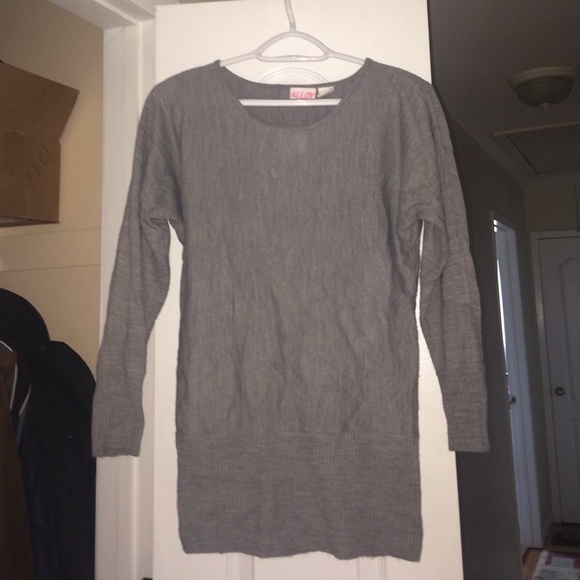 Grey sweater