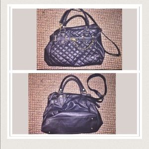 Steve Madden double-sided; gold/black purse