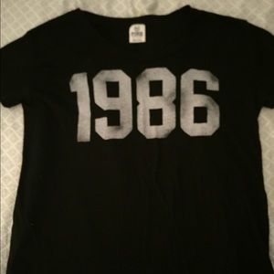 Victoria's Secret PINK t-shirt