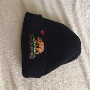 brandy Melville California flag beanie