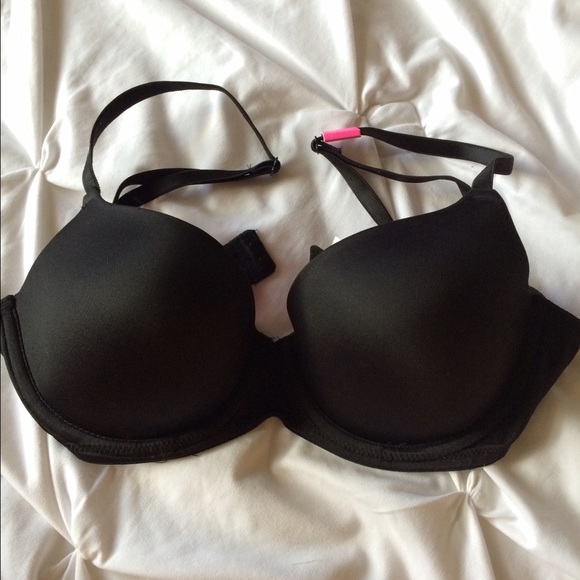 🍒 VS PINK (NWT) "wear everywhere lightly lined"