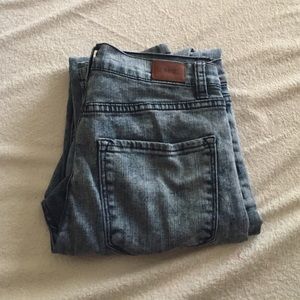 urban outfitters high waisted acid wash jeans