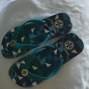 Authentic Tory burch flip flops!