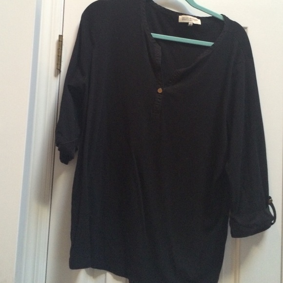 Jones NY 3/4 Roll Sleeve Top w/Button Detail