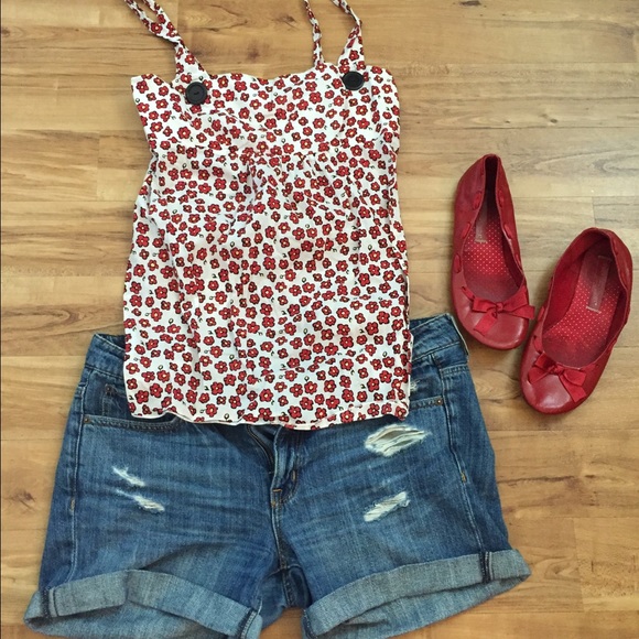 Forever 21 Tops - Floral summer top