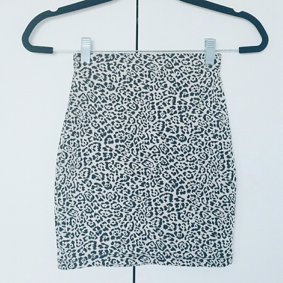 Leopard Print Bodycon Mini Skirt