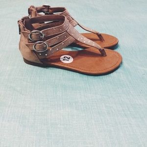 Brand new Sandals👡💎