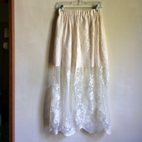 High waisted lace maxi skirt