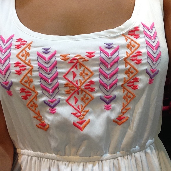 Aztec Summer Dress - Picture 2 of 4