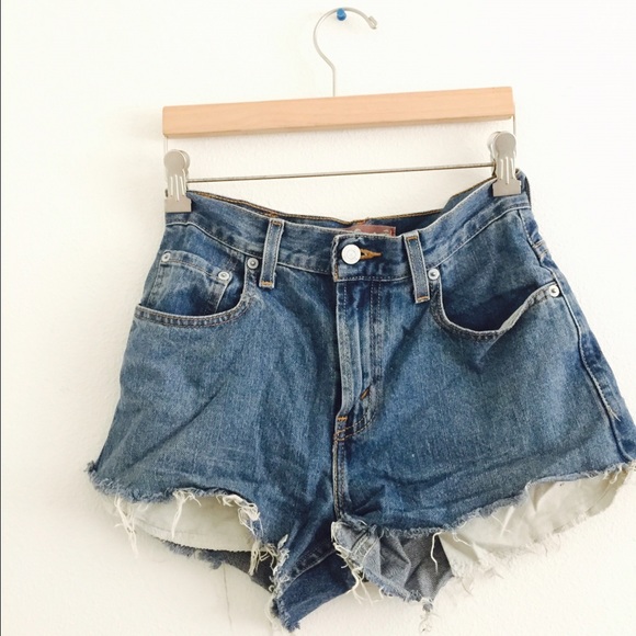 Denim High Waisted Levis Shorts
