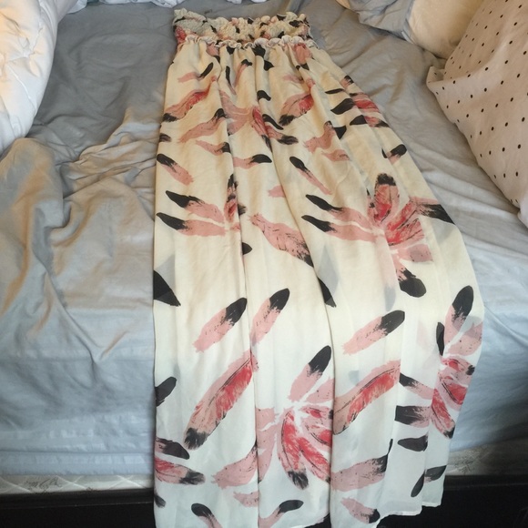 Feather design maxi dress