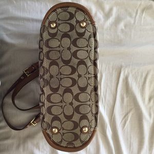 Woman's purse