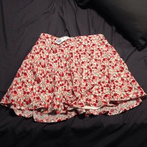 Short floral skirt