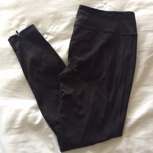 Victoria's Secret Sexy Sport Leggings