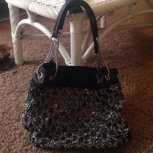 Black and Silver Purse - Picture 1 of 4