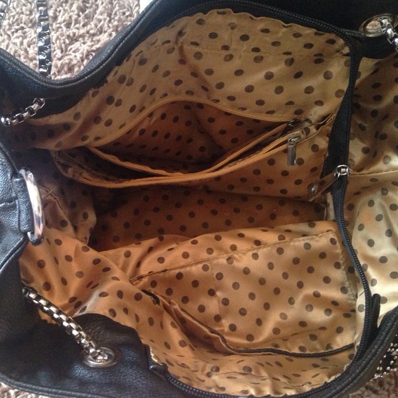 Black and Silver Purse - Picture 3 of 4