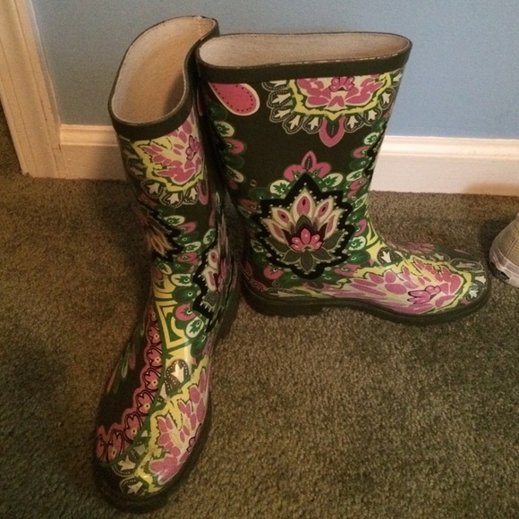 Rain boots