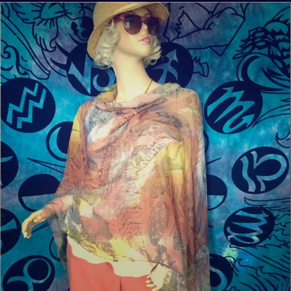WOW Urban Outfitters feathers beautiful scarf Wrap