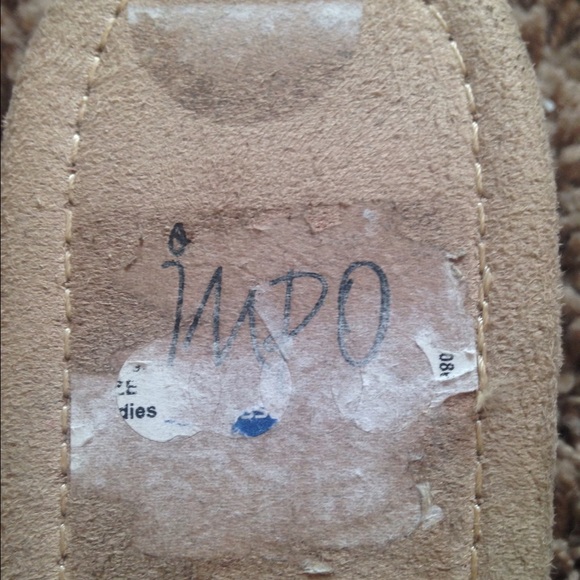 Black Heeled Sandals - Picture 3 of 4