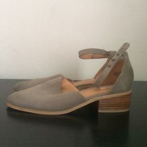 Ecoté suede ankle strap heels new!
