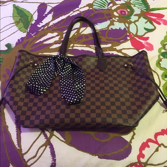 Louis Vuitton Neverfull