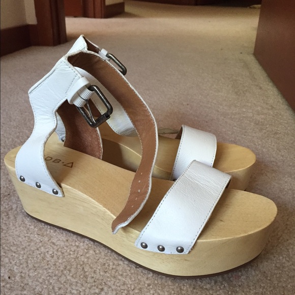 KDB platform sandals